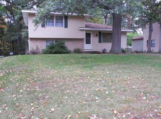 1543 Maplelawn St SW, Wyoming, MI 49509