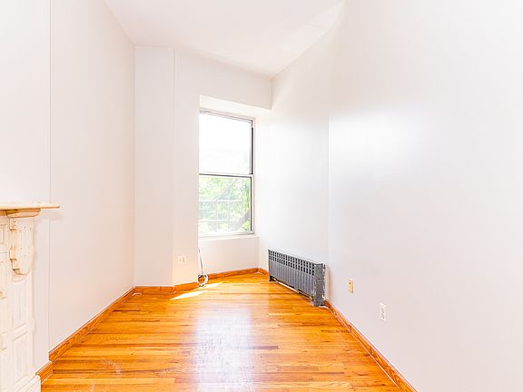 5th image of 1119 Bergen St #3AA