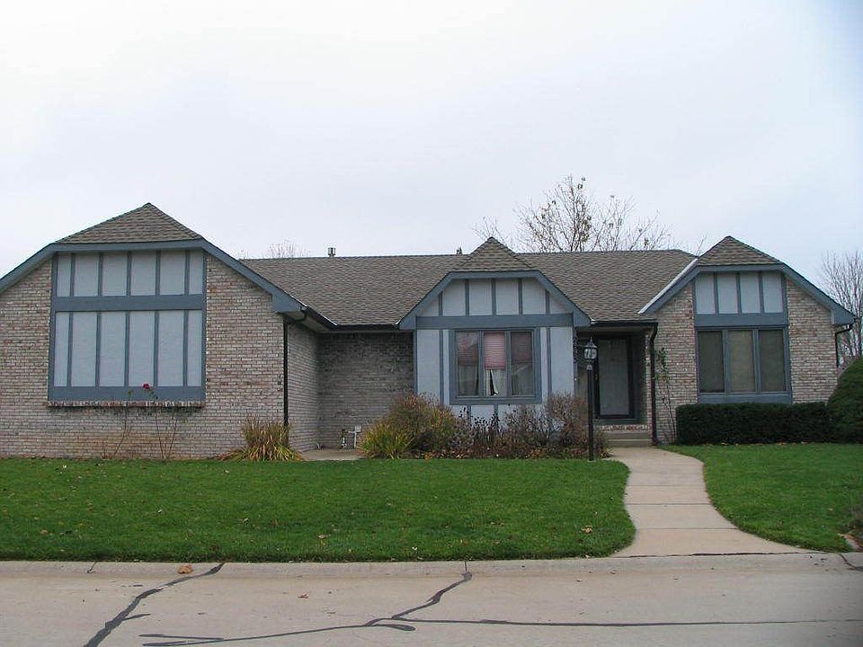 2nd image of 2663 S Yellowstone Ct