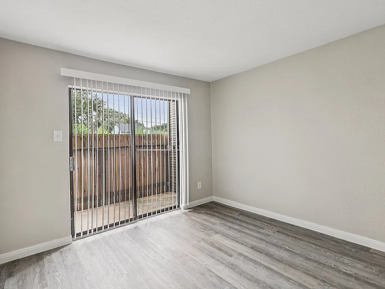 9850 S Kirkwood Rd — Photo 38