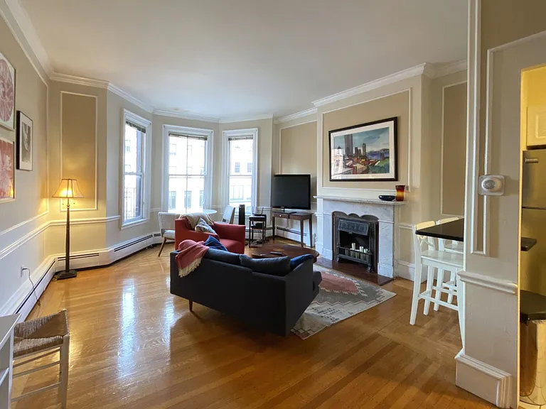 431 Beacon St #3 — Photo 2