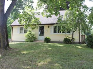 26 Litchfield Dr, Enfield, CT 06082