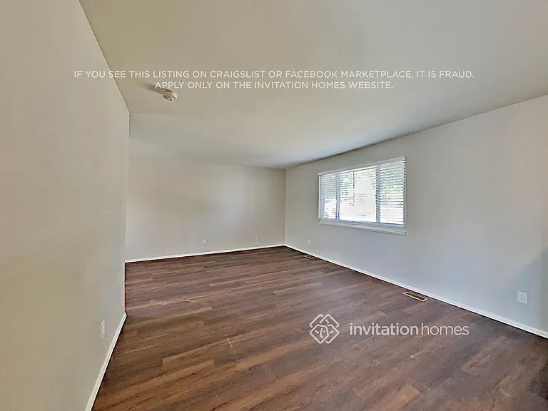 3869 S Helena St — Photo 10