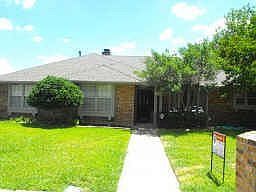 1st image of 1920 Middle Glen Dr