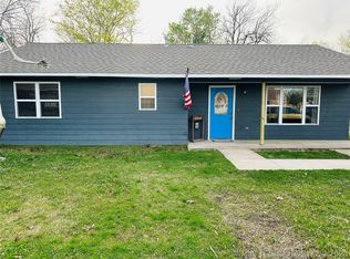 522 S 1st St, Morris, OK 74445