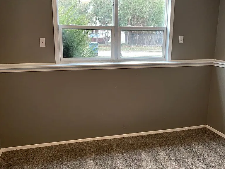 125 Western Ave #1 — Photo 4
