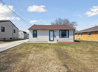 206 S Locust St, Green Bay, WI 54303