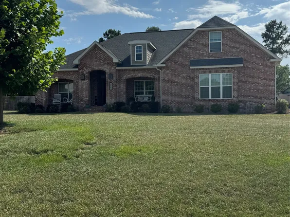 111 Archer Trl, New Brockton, AL 36351
