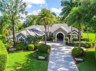 8210 Falls Ln, Parkland, FL 33067