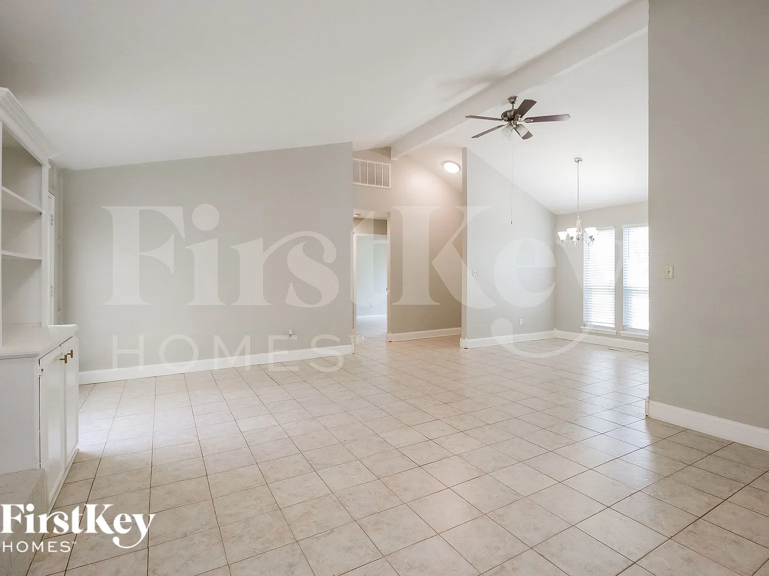 3 bed, 2.0 bath, 1410 sqft, $1,810 — Photo 4