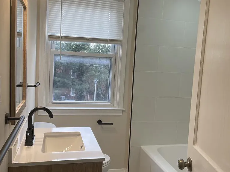 922 Dartmouth Rd — Photo 11
