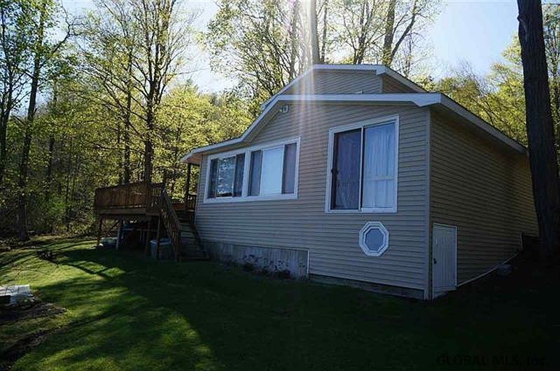 2nd image of 562 SCOTT LAKE Road