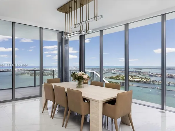 700 NE 24th St, Miami, FL