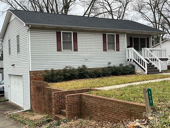 5th image of 117 Cove Ave