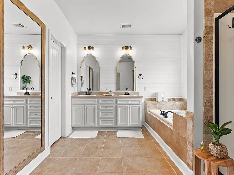 107 Hampton Meadows Dr — Photo 25