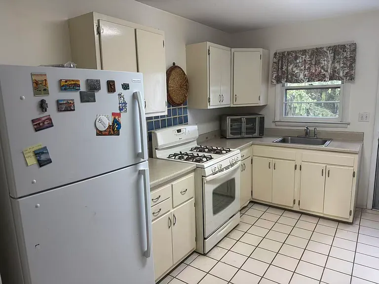 11 Panorama Dr — Photo 6