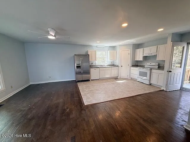 309 Country Club Ln — Photo 5