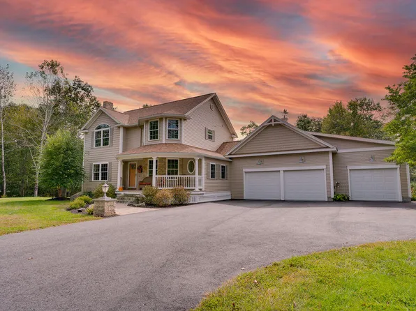 49 Cal Vista Drive, Dayton, ME 04005