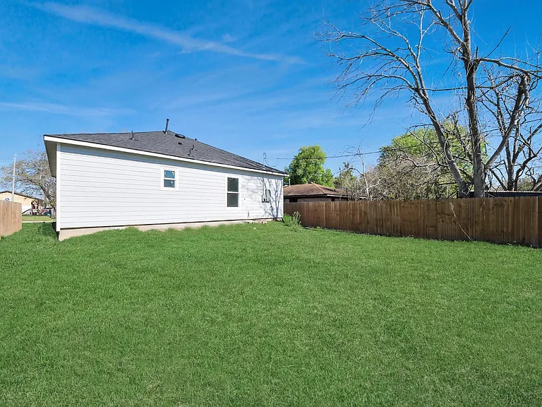 7160 Rook Blvd — Photo 30