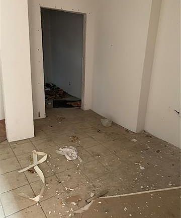 3rd image of 4209-11 N Robertson St