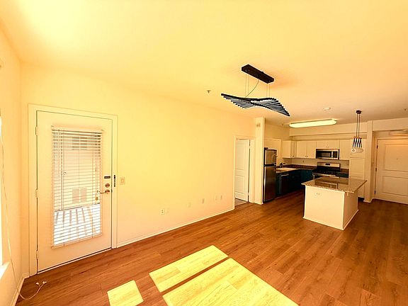 2nd image of 100 S Alameda St Unit 215