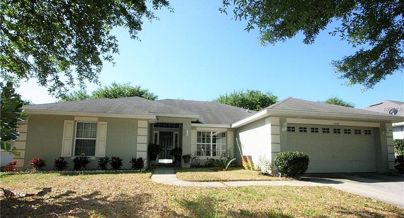 1st image of 1216 Mount Logan Dr