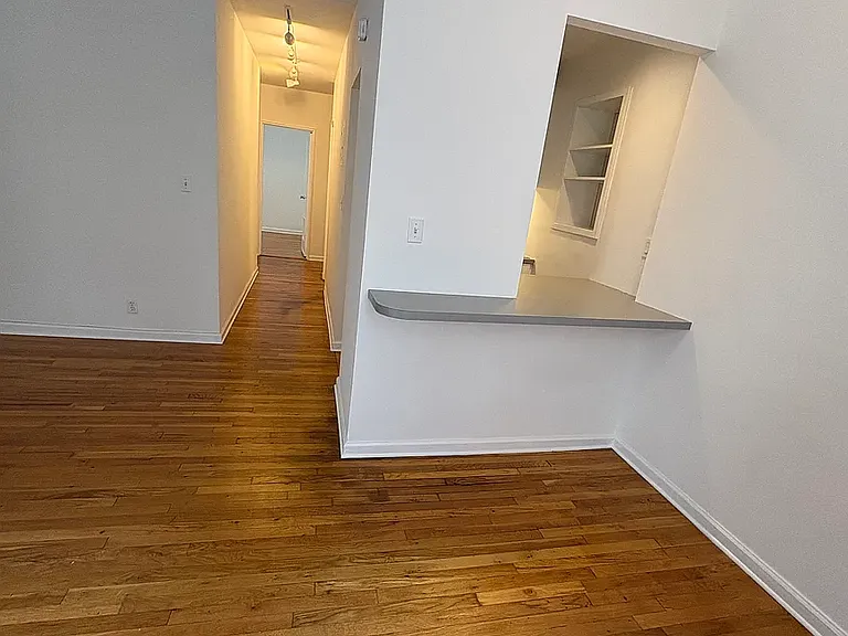 124 E 85th St #5R — Photo 22