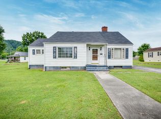 303 9th St, Erwin, TN 37650