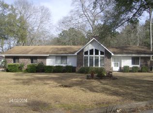 104 Primrose Dr, Dothan, AL 36303