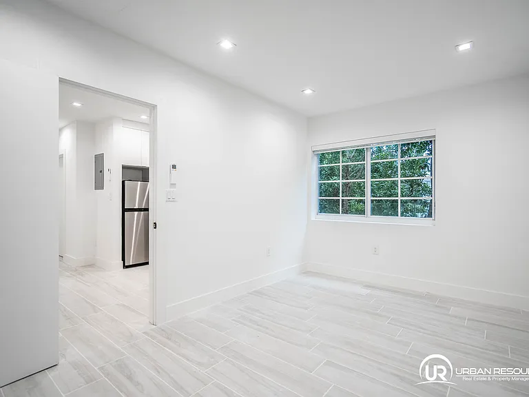960 Jefferson Ave #203 — Photo 20