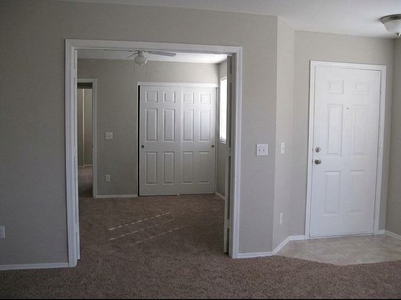 3rd image of 2376 W Silver Creek Ln