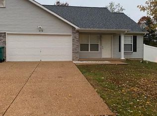 216 Juanita Ln #216, Arnold, MO 63010