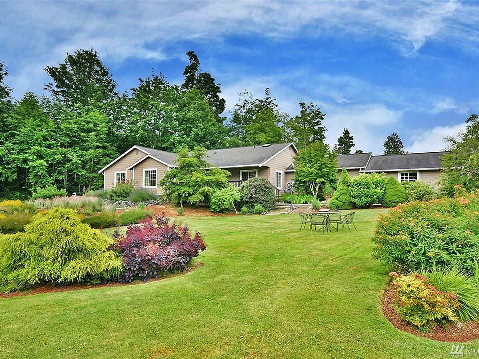 1st image of 4858 NE Deerbrook Ln