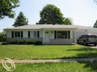 45830 Keding St, Utica, MI 48317