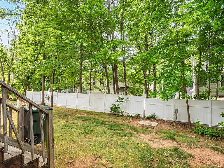 2803 Sterling Park Dr — Photo 19