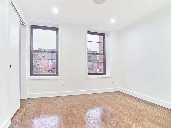 4th image of 519 E 6th St APT 9
