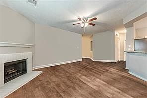 5th image of 1835 Oak Ridge Dr