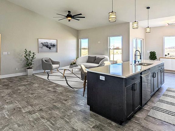 4th image of 1454 N Moonbeam Dr
