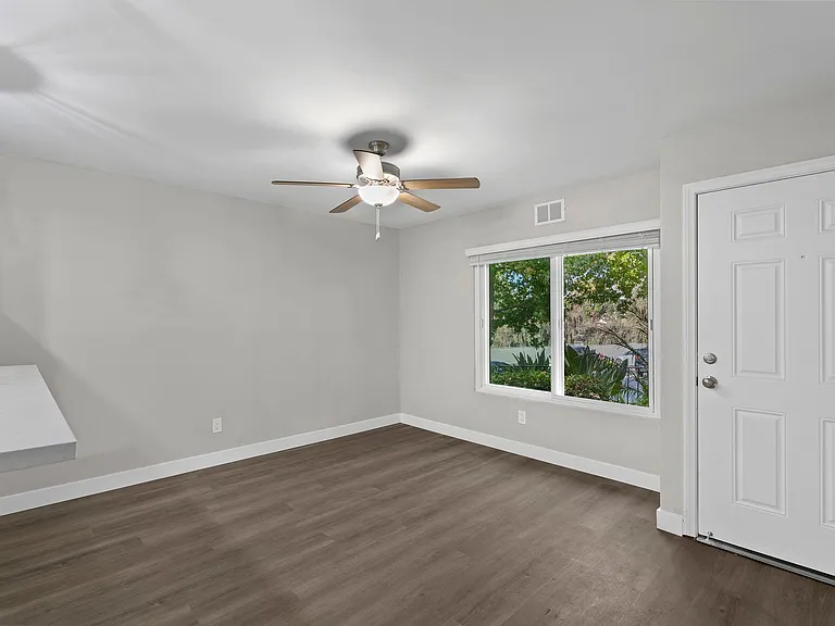 Point Loma Bay Apartments | Coastal Living Near the Beach — Photo 103