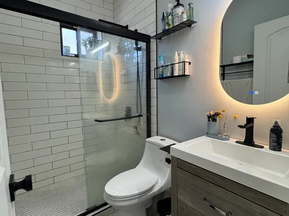 3232 Henrietta St APT 1W, Saint Louis, MO 63104