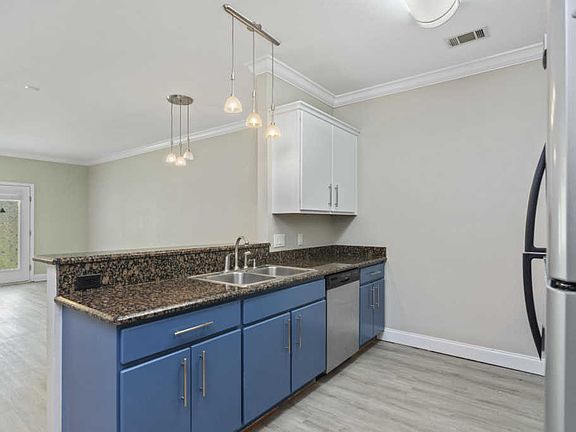 5th image of 528 Valparaiso Pkwy #B