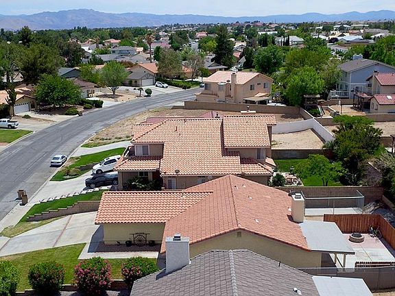 2nd image of 13230 Yellowstone Ave