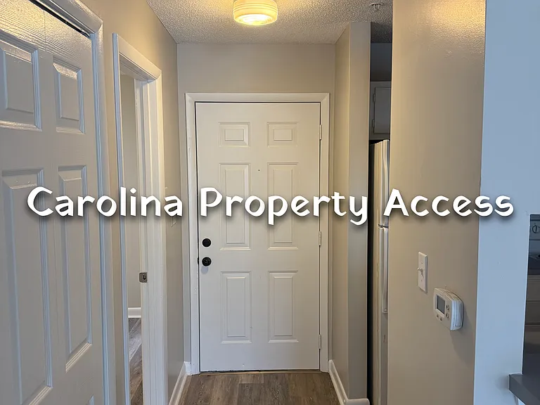 1401 Collegiate Cir #202 — Photo 17