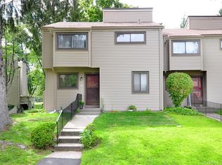 1230 Farmington Ave APT A, Farmington, CT 06032