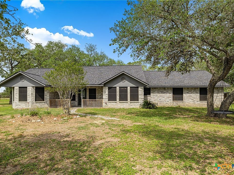 1st image of 296 Cinco Oaks