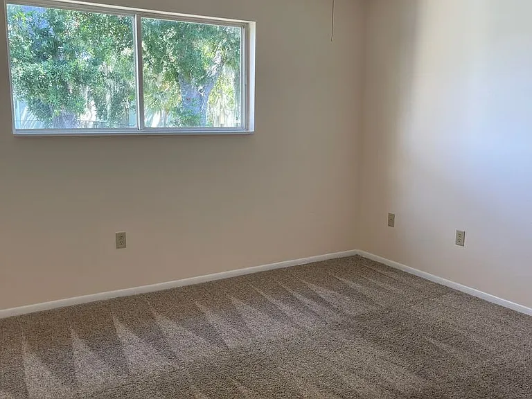 926 Lake Destiny Rd #G — Photo 12