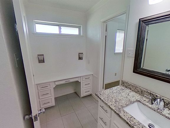 3rd image of 3609 Stables Ln