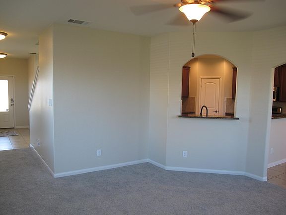 5th image of 1600 Breanna Ln
