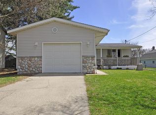 70881 Lakeview Dr, White Pigeon, MI 49099