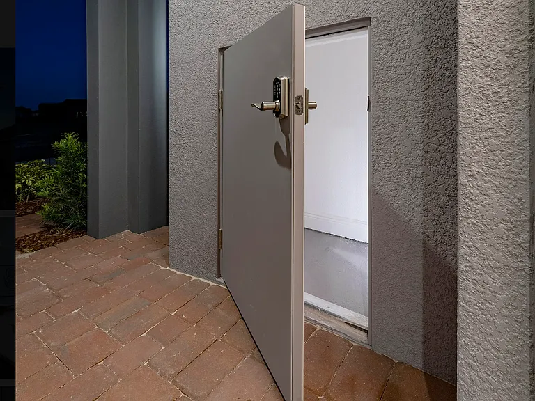 Personal Parcel Room by main door of the house.